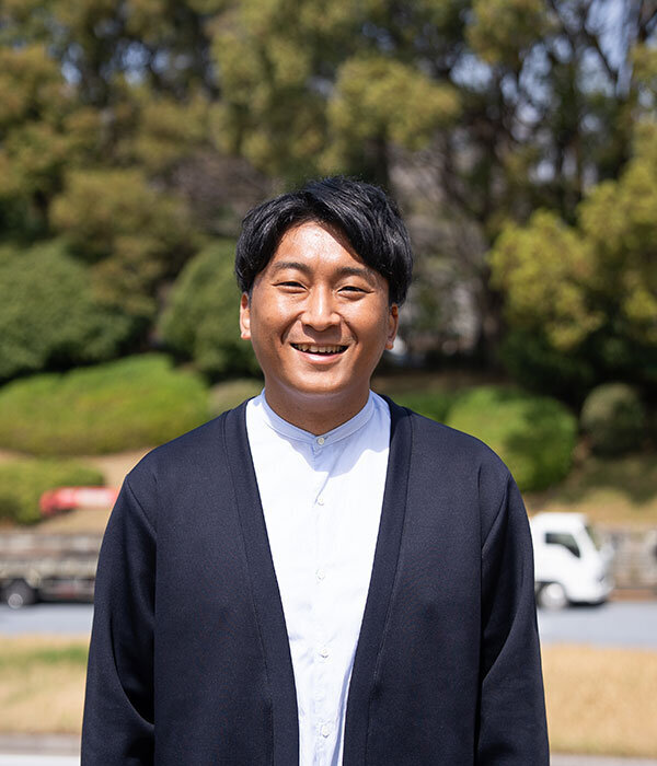 三津家貴也さんの写真
