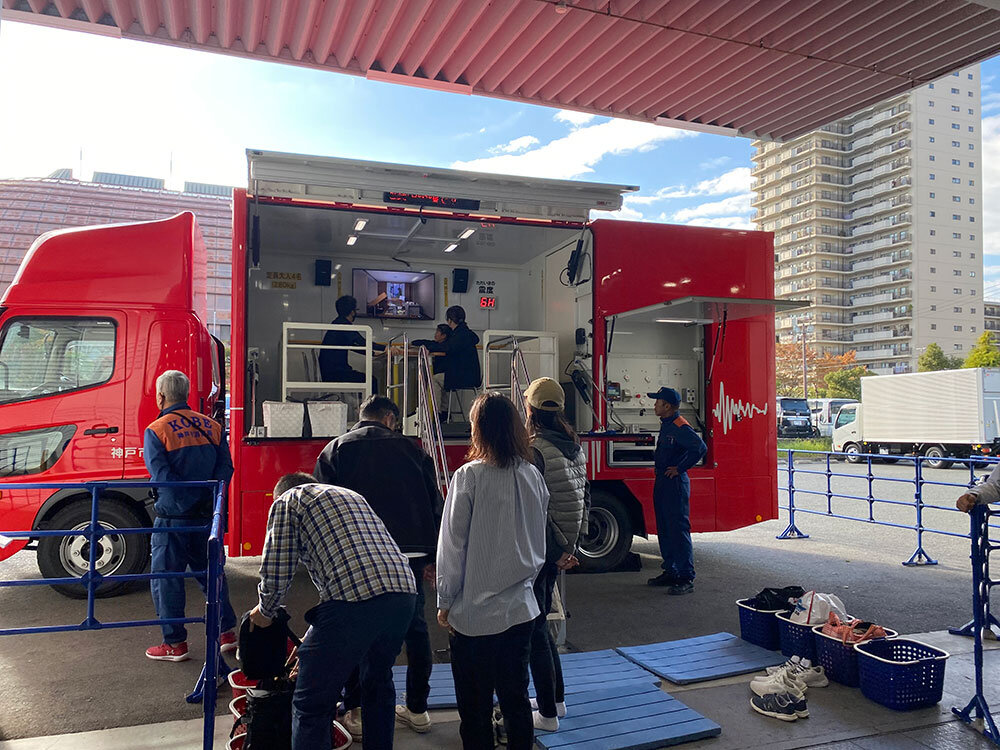 オープンマーケットの様子