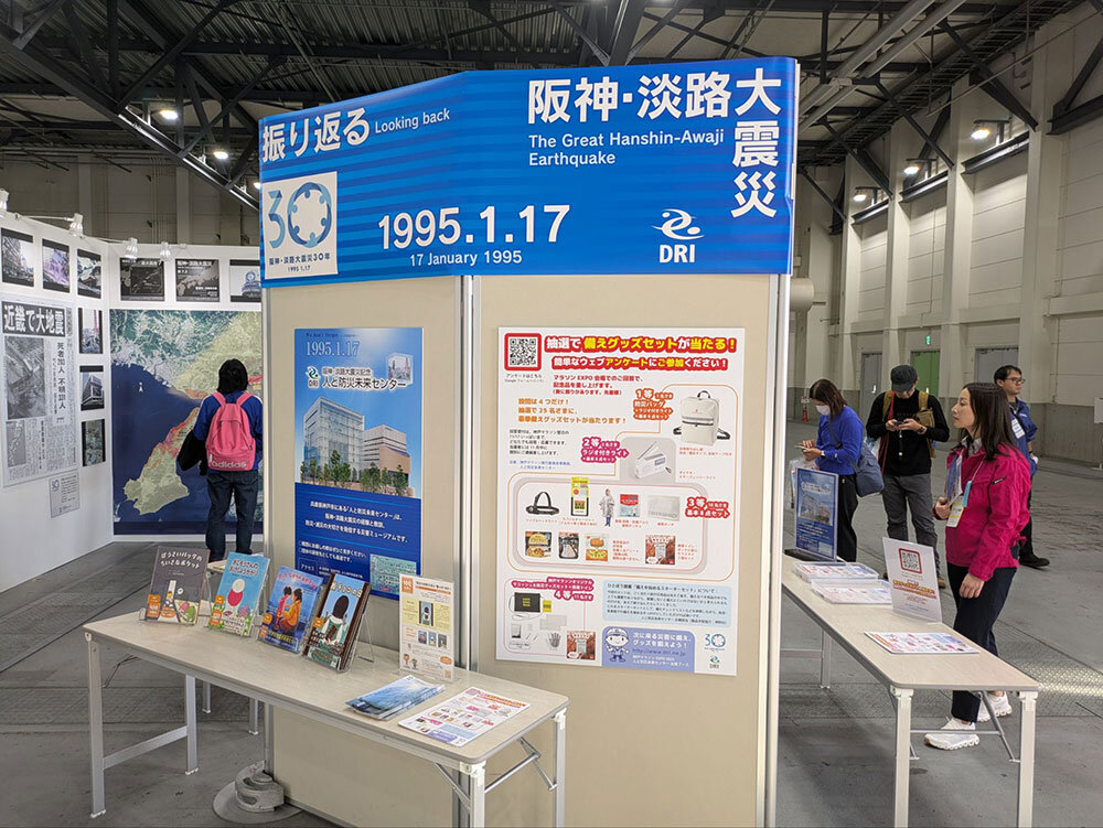 オープンマーケットの様子